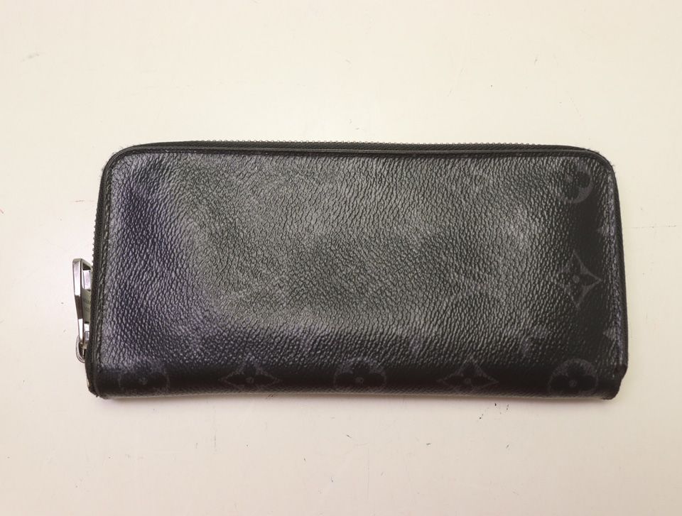 Louis Vuitton Zippy Wallet Vertical Monogram Eclipse Zip Around — view 2