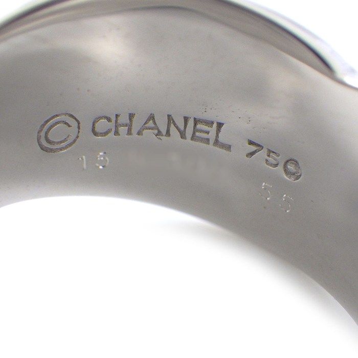 Chanel Ring Boldic Signature Wide Ribbon Diamond 18K White Gold — view 4