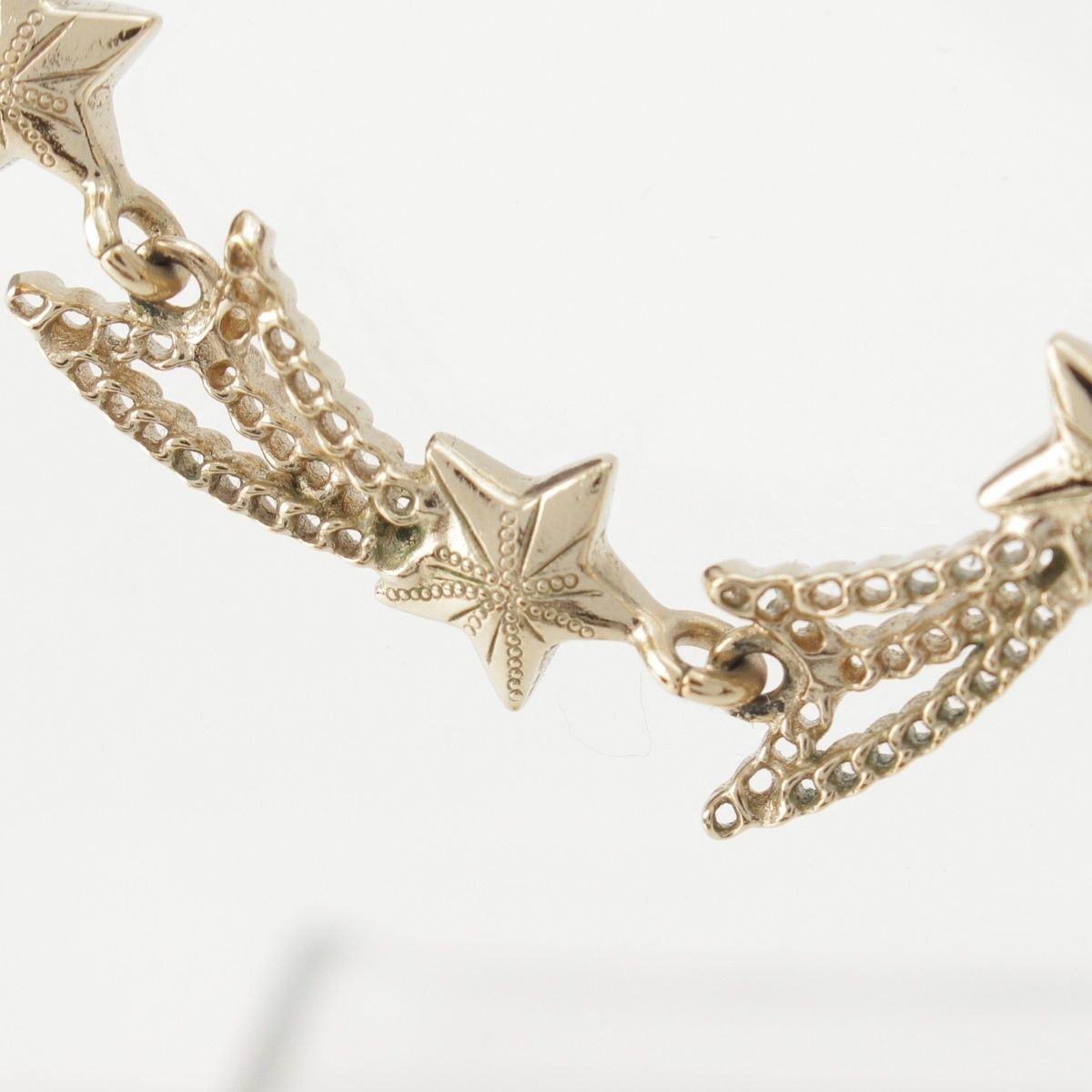 Chanel CC Logo Star Rhinestone Necklace Gold — view 8