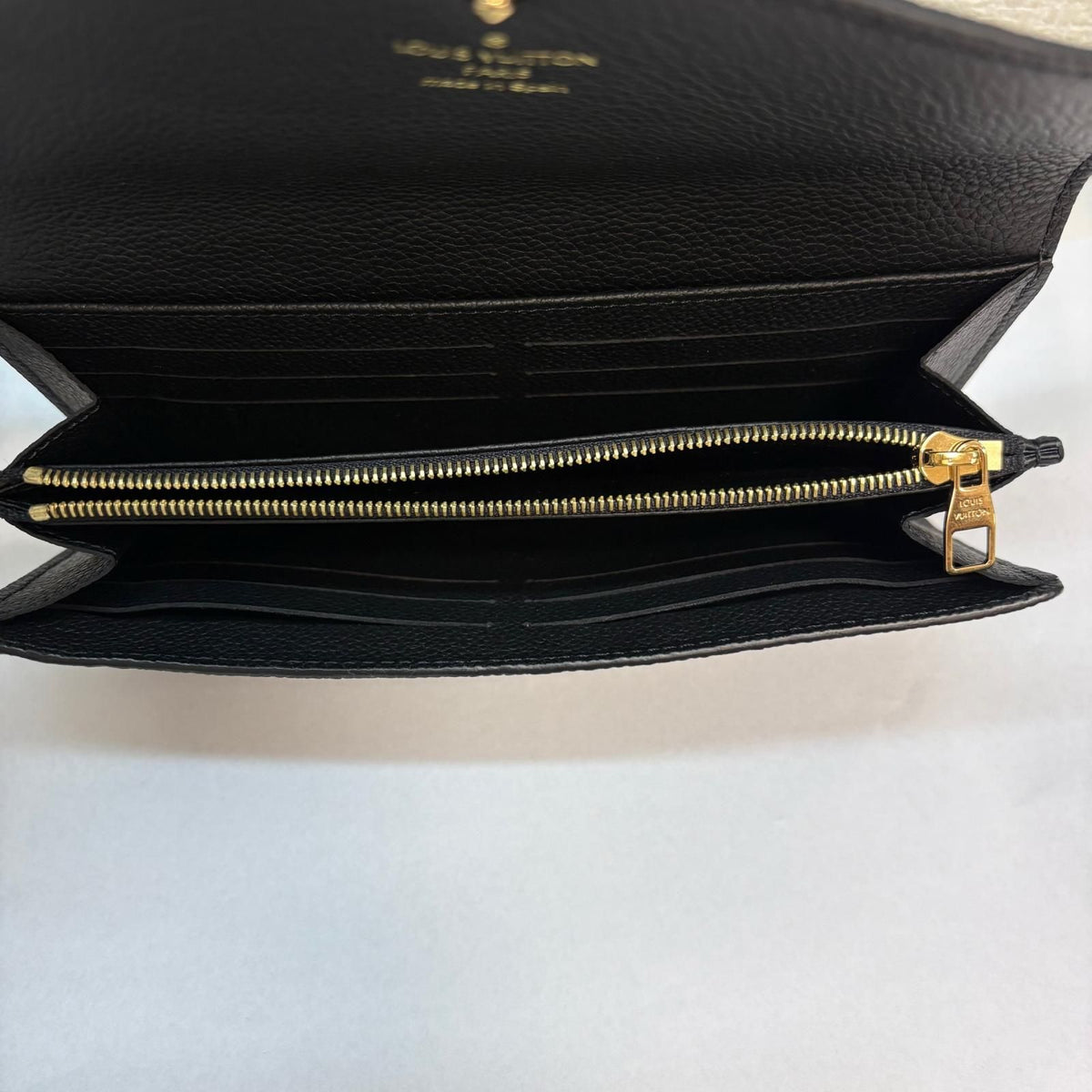 Louis Vuitton Portefeuille Sarah Monogram Empreinte Noir Wallet — view 5