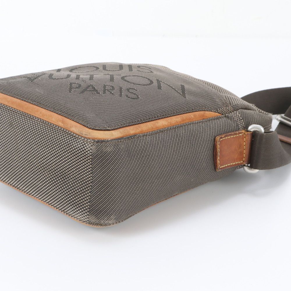 Louis Vuitton Damier Geant Citadin Leather Shoulder Bag Crossbody Messenger — view 4