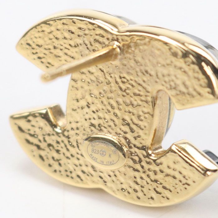 Chanel CC Logo Earrings Metal — view 4