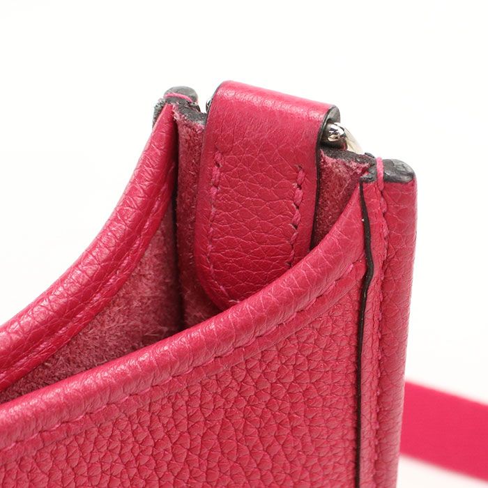 Hermes Evelyne TPM Crossbody Shoulder Bag Taurillon Clemence Framboise — view 5