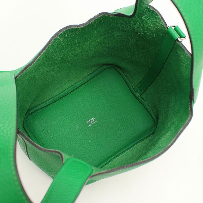 Hermes Picotin Lock PM Handbag Taurillon Clemence Bamboo — view 3