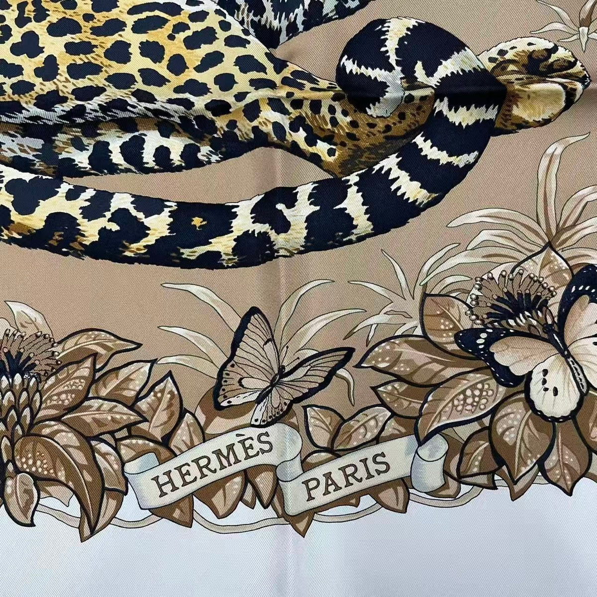 Hermes Jungle Love Carre 90 Silk Scarf Beige — view 8