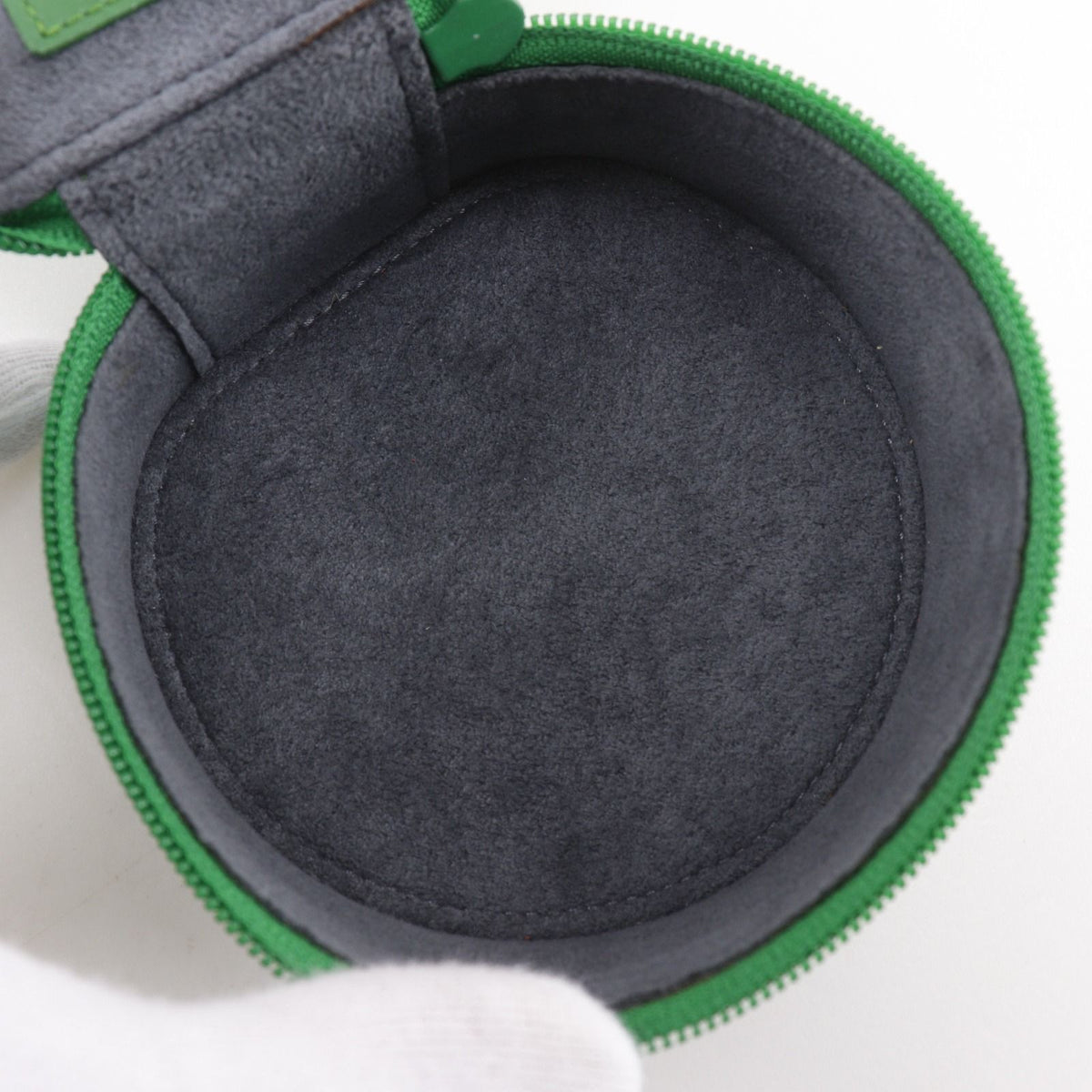 Louis Vuitton Ecrin Bijou 10 Pouch Epi Leather Green Jewelry Case — view 5