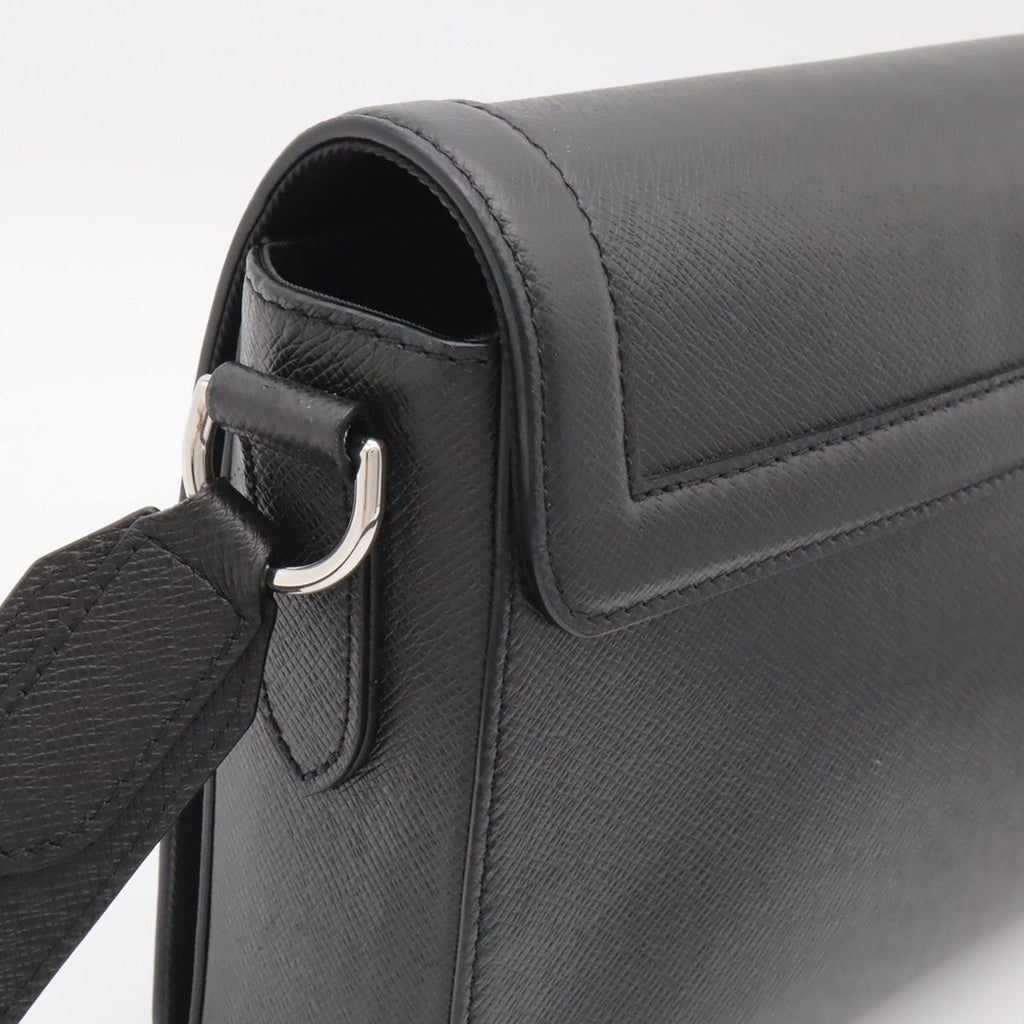 Louis Vuitton Taiga New Flap Messenger Shoulder Bag Crossbody Leather Noir — view 4