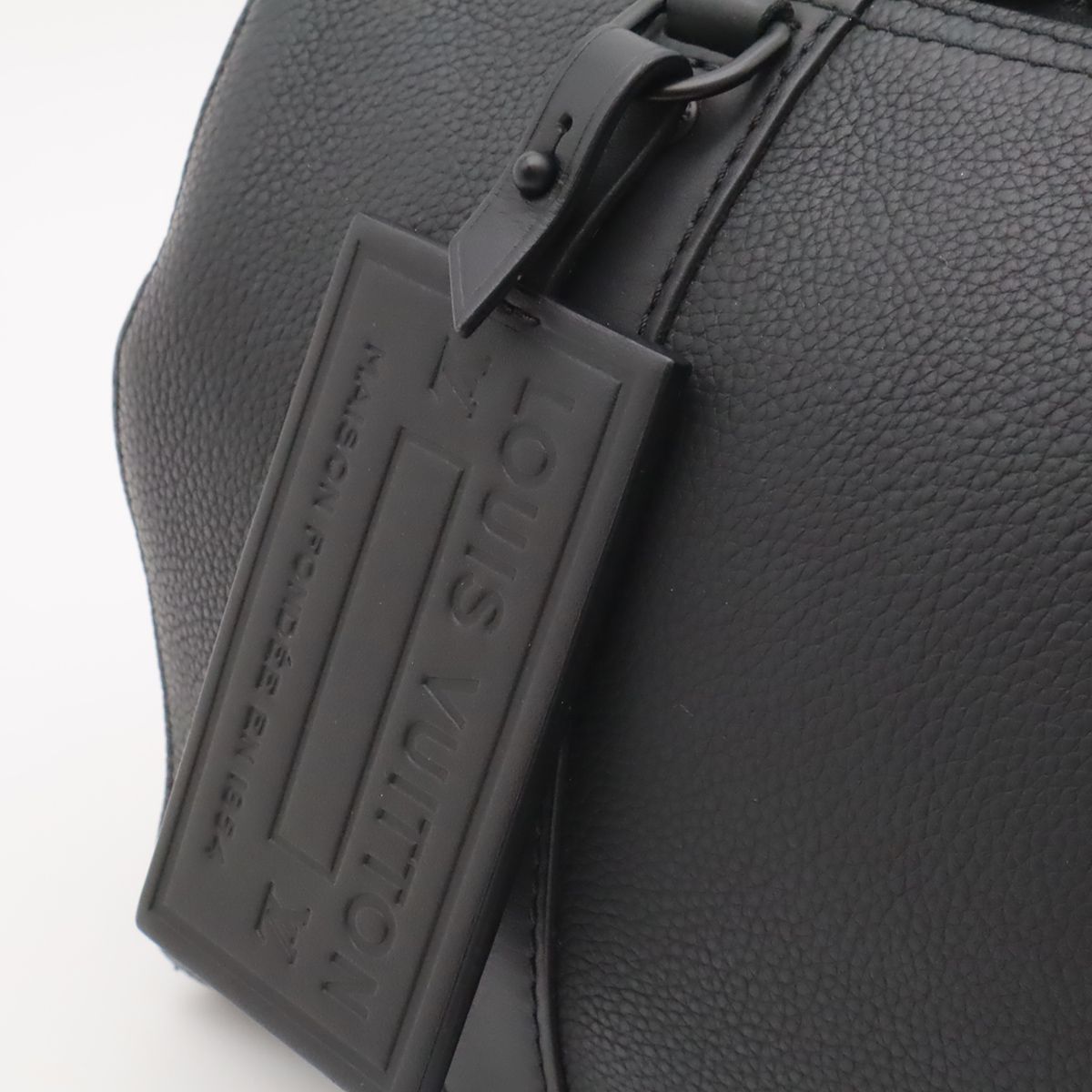 Louis Vuitton LV Aerogram City Keepall Shoulder Bag Crossbody Noir Black — view 8