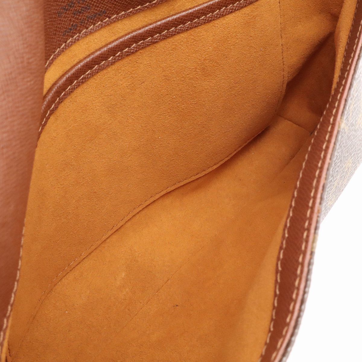 Louis Vuitton Monogram Musette Tango Short — view 7