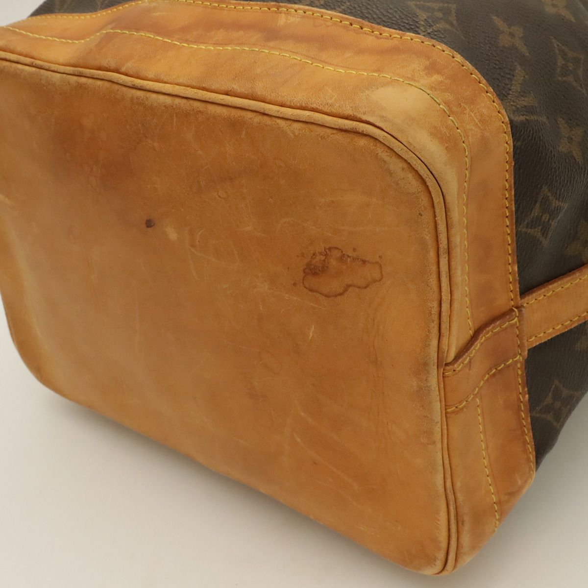 Louis Vuitton Monogram Noe Shoulder Bag Drawstring — view 3