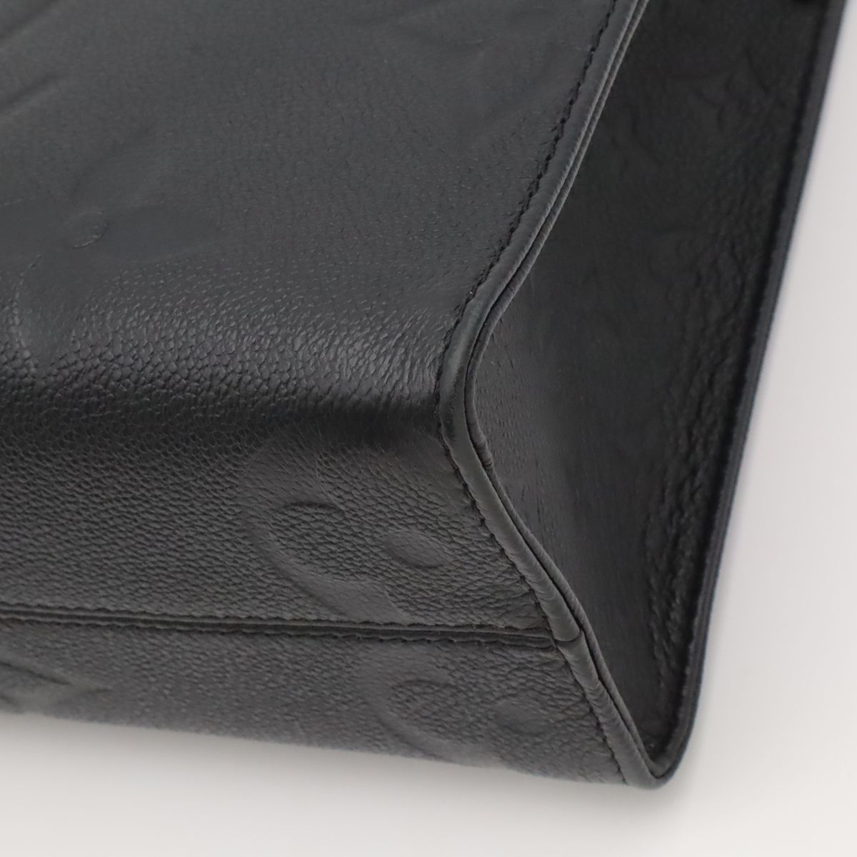 Louis Vuitton Monogram Empreinte On The Go PM 2-Way Shoulder Bag Noir Black — view 3