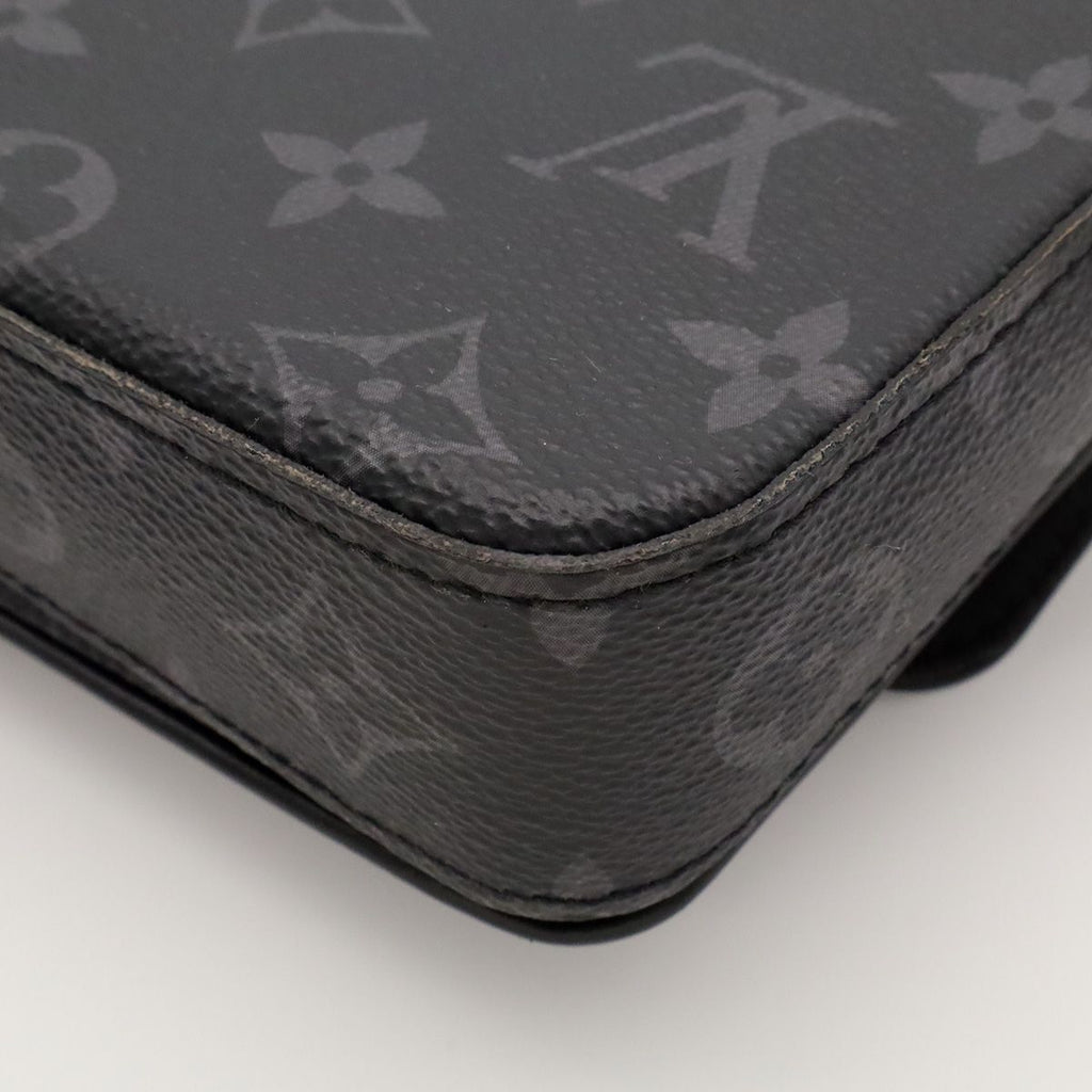 Louis Vuitton Monogram Eclipse Montsouris Wearable Wallet Shoulder Bag Waist — view 3