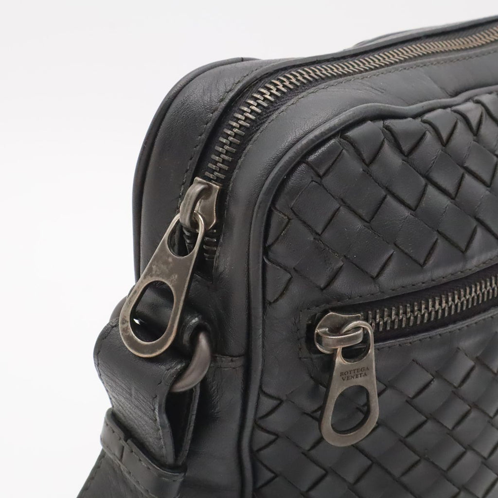 Bottega Veneta Intrecciato Shoulder Bag Crossbody Black — view 4