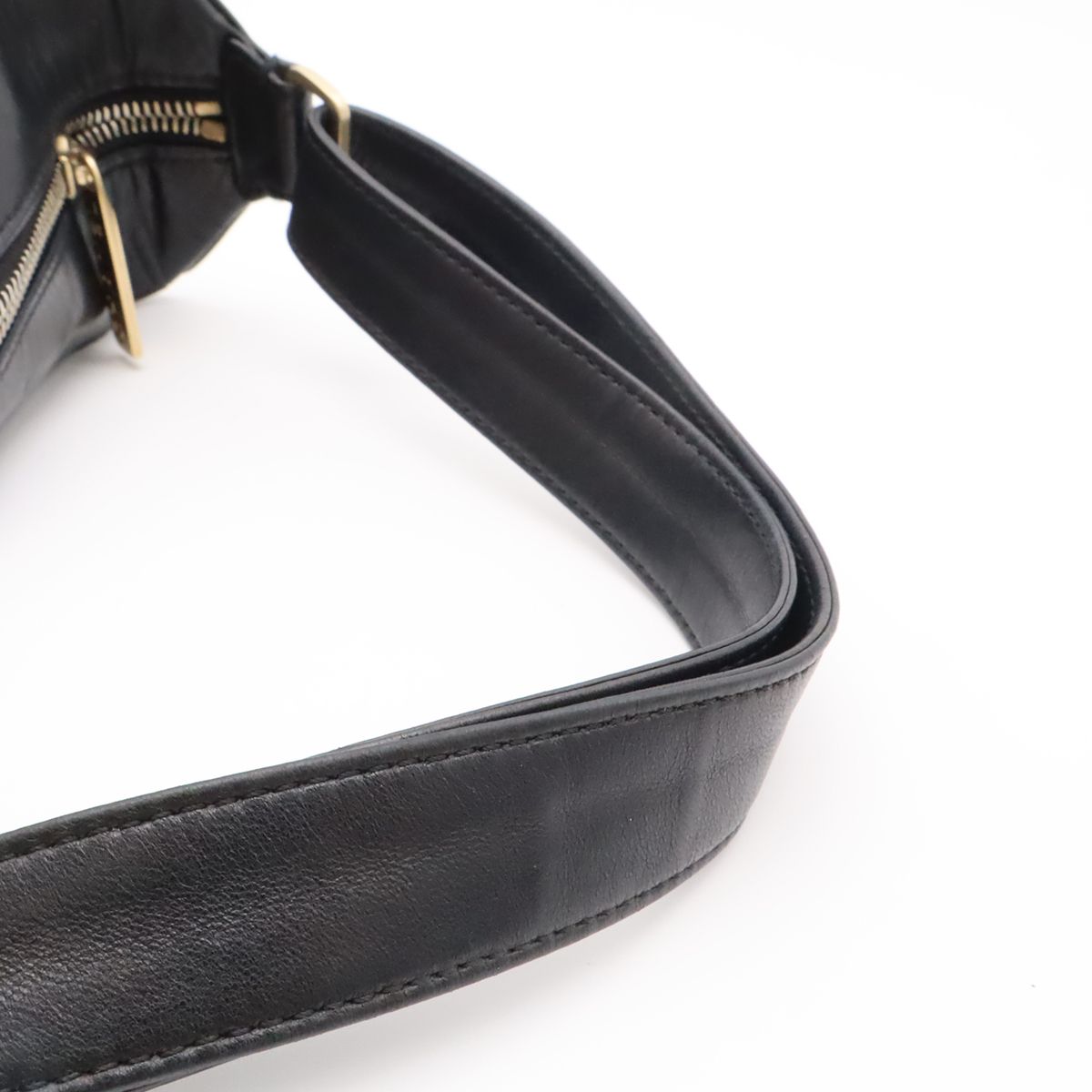 Chanel Choco Bar Shoulder Bag Lambskin Leather Black Gold — view 4