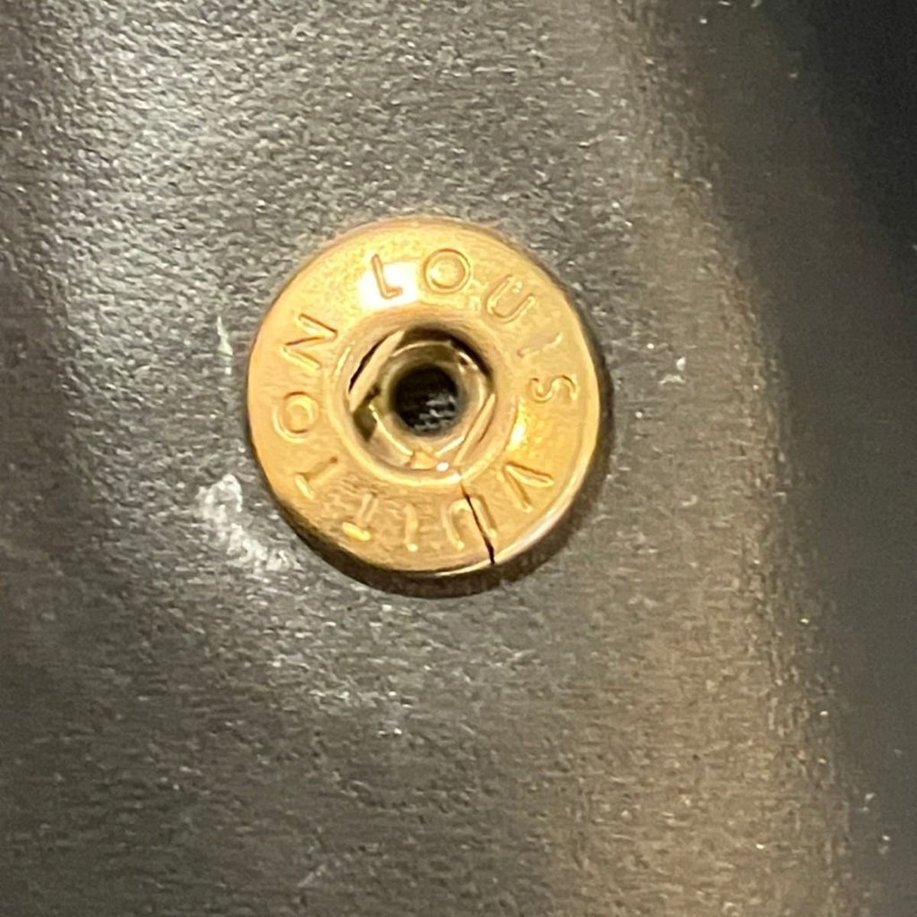 Louis Vuitton Croisette PM Epi Handbag Leather — view 7