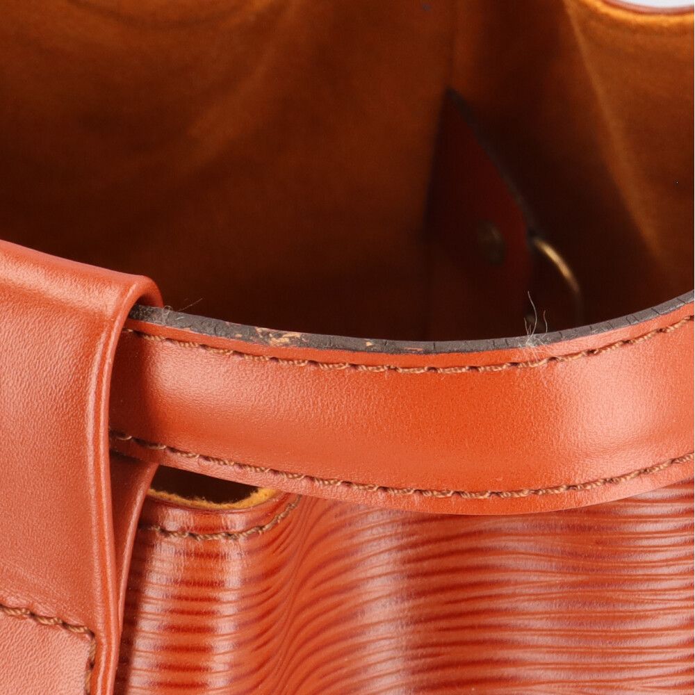 Louis Vuitton Randonnee PM Epi Shoulder Bag Brown — view 7