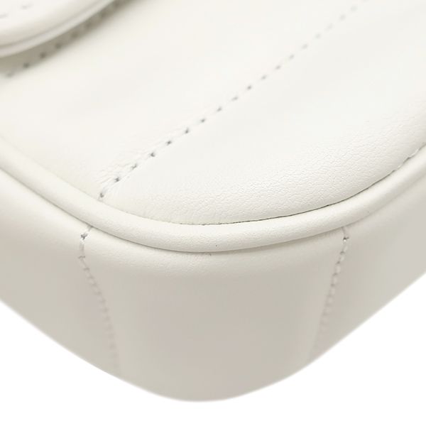 Celine Shoulder Bag Matelasse Monochrome Leather White Gold Logo Chain — view 4