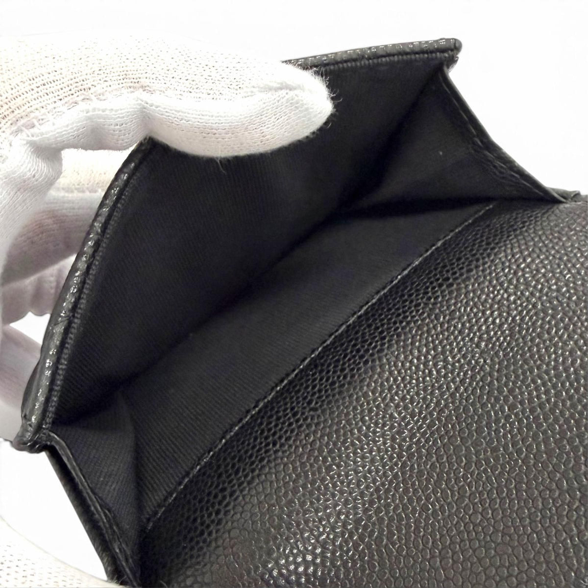 Chanel Caviar Leather CC Logo Compact Wallet Trifold Black — view 7