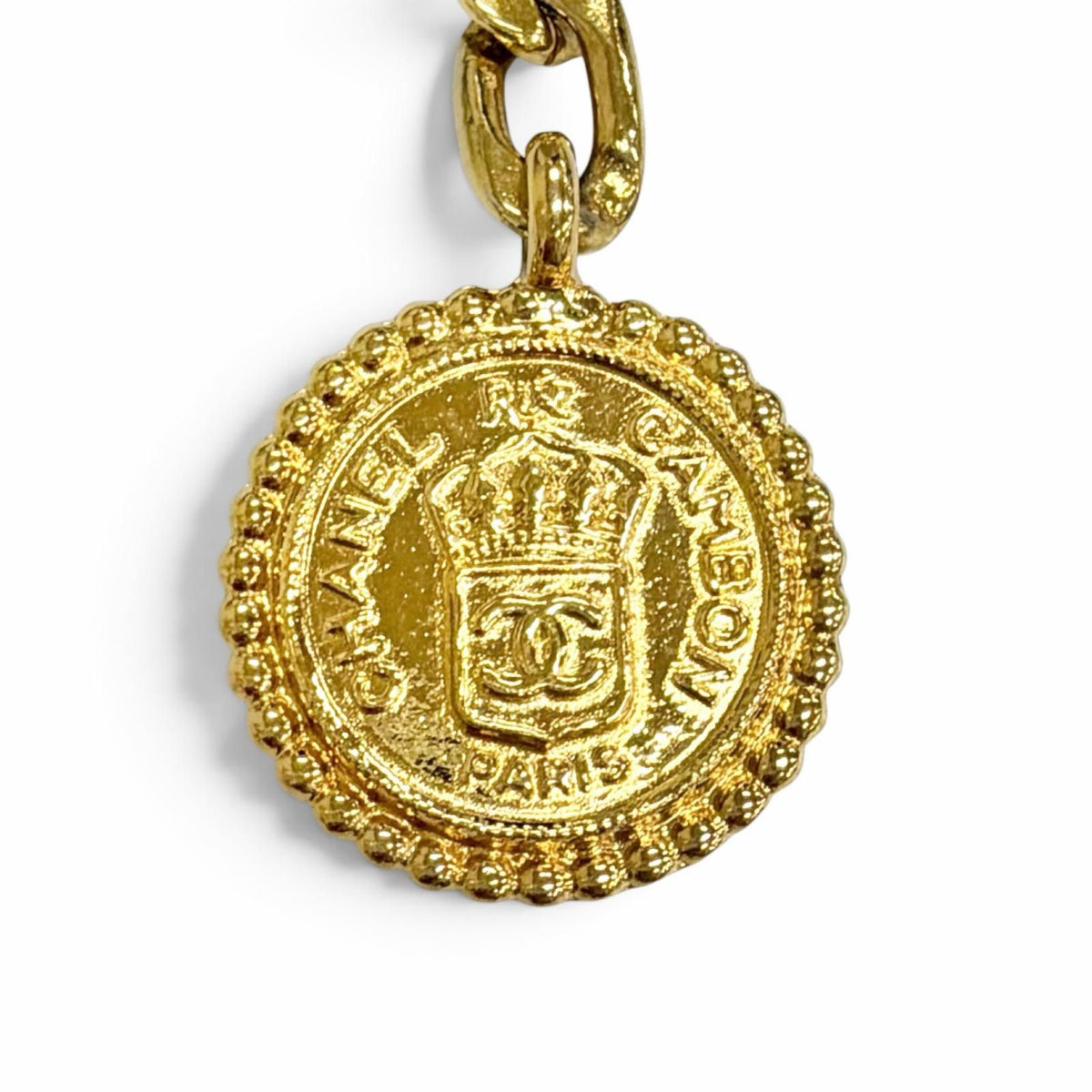 Chanel Vintage CC Logo Coin Motif Chain Belt Gold — view 4