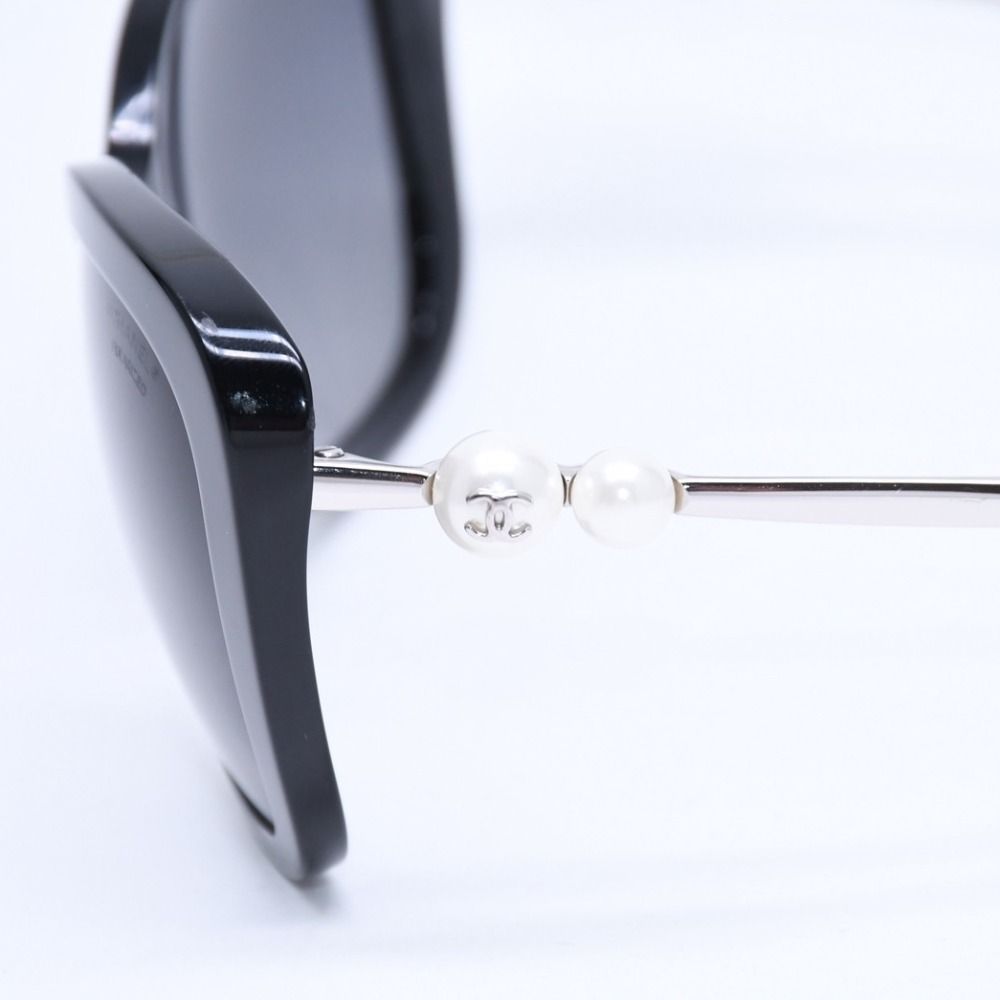 Chanel Sunglasses Eyewear S8 CC Logo Faux Pearl Black — view 7