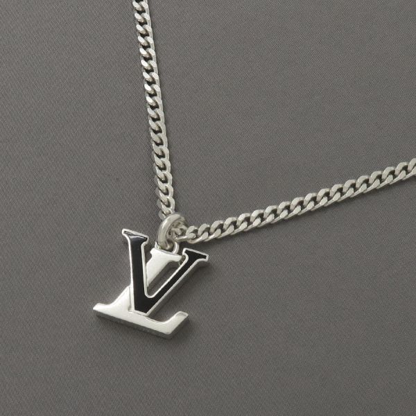 Louis Vuitton Pendant LV Spike — view 2