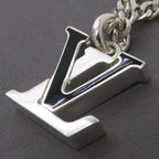 Louis Vuitton Pendant LV Spike — view 7