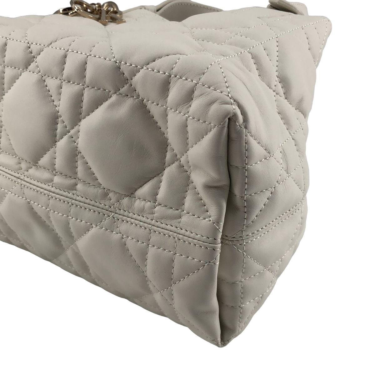 Dior Macro Cannage Toujours Leather Handbag White — view 7