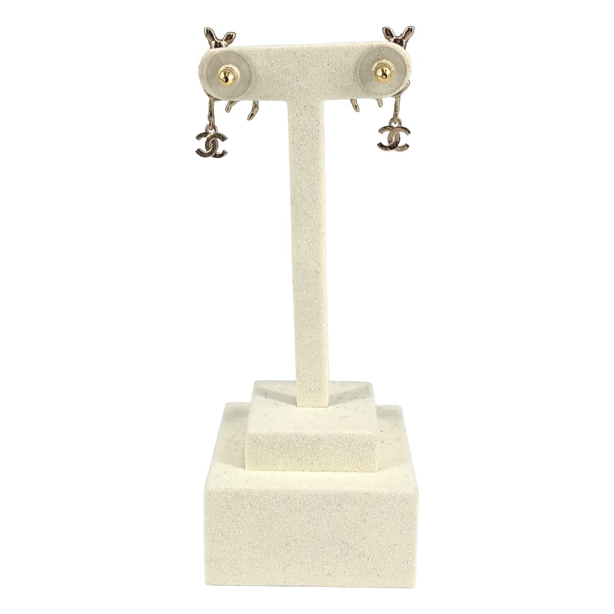 Chanel 25P Bambi CC Logo Earrings Gold — view 6