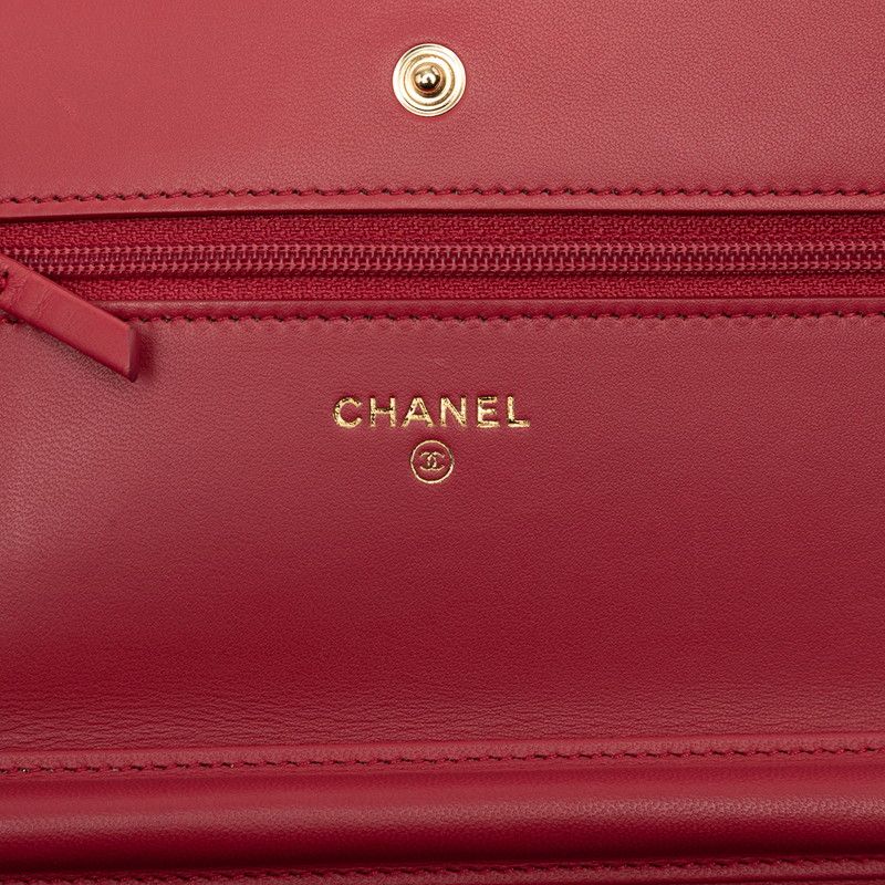 Chanel Quilted CC Logo Crossbody Chain Wallet Shoulder Bag Pink Lambskin — view 5
