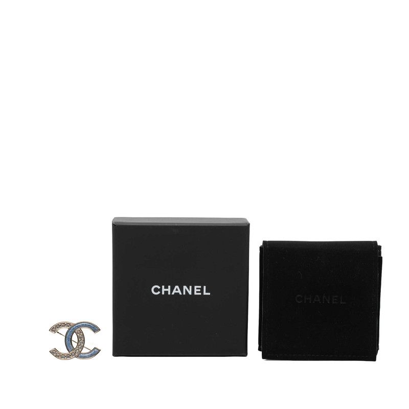 Chanel CC Logo Brooch Gold Blue Plated Rhinestone — view 4