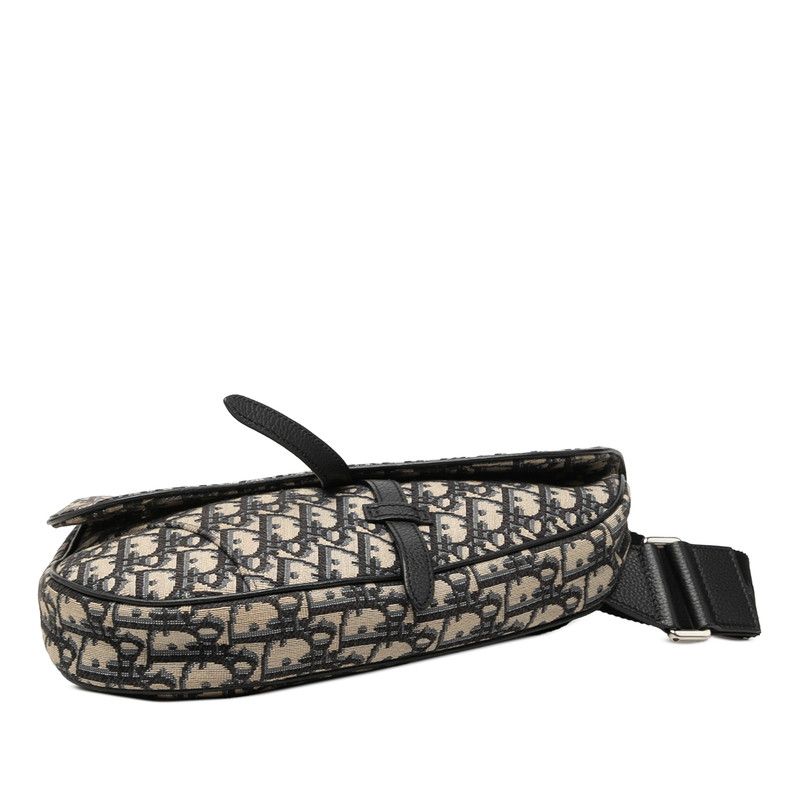 Dior Oblique Saddle Jacquard Belt Bag Beige Navy Canvas Leather — view 3