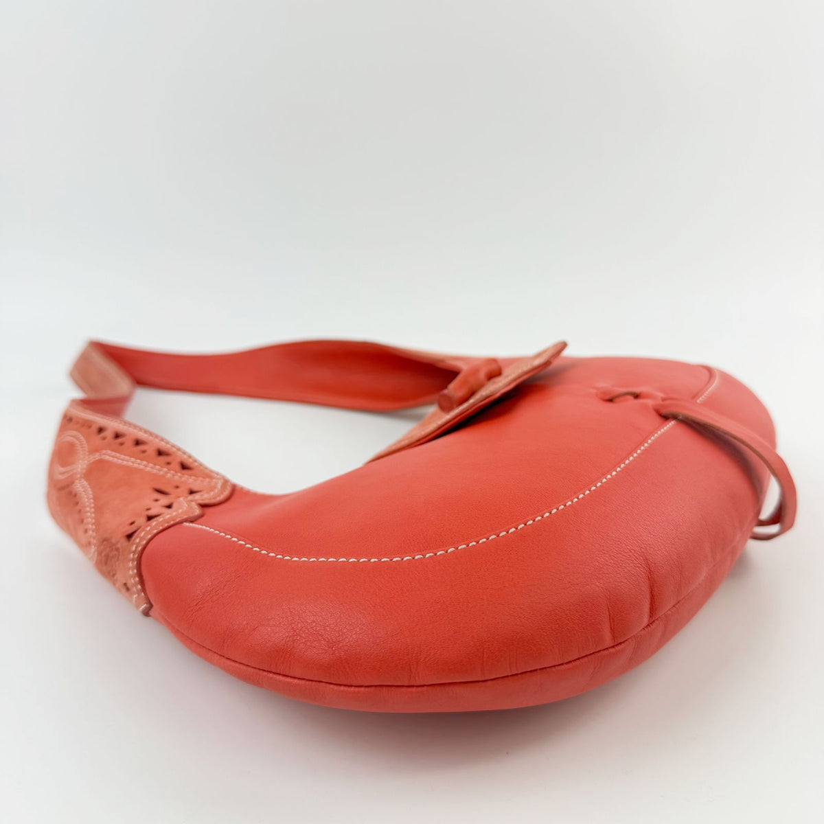 Loewe Perforated Tassel Shoulder Bag Leather Orange Vintage — view 7