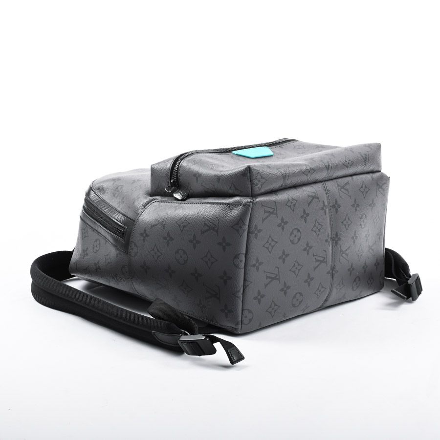 Louis Vuitton Backpack Discovery PM — view 5