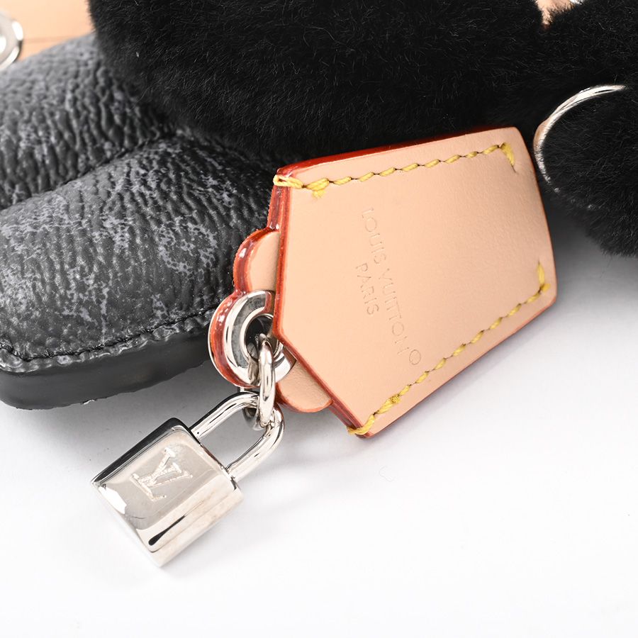 Louis Vuitton Charm Vivienne Fashionista Keychain — view 5
