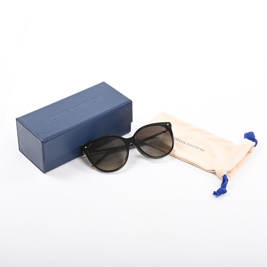 Louis Vuitton Sunglasses LV First Round Eyewear — view 8