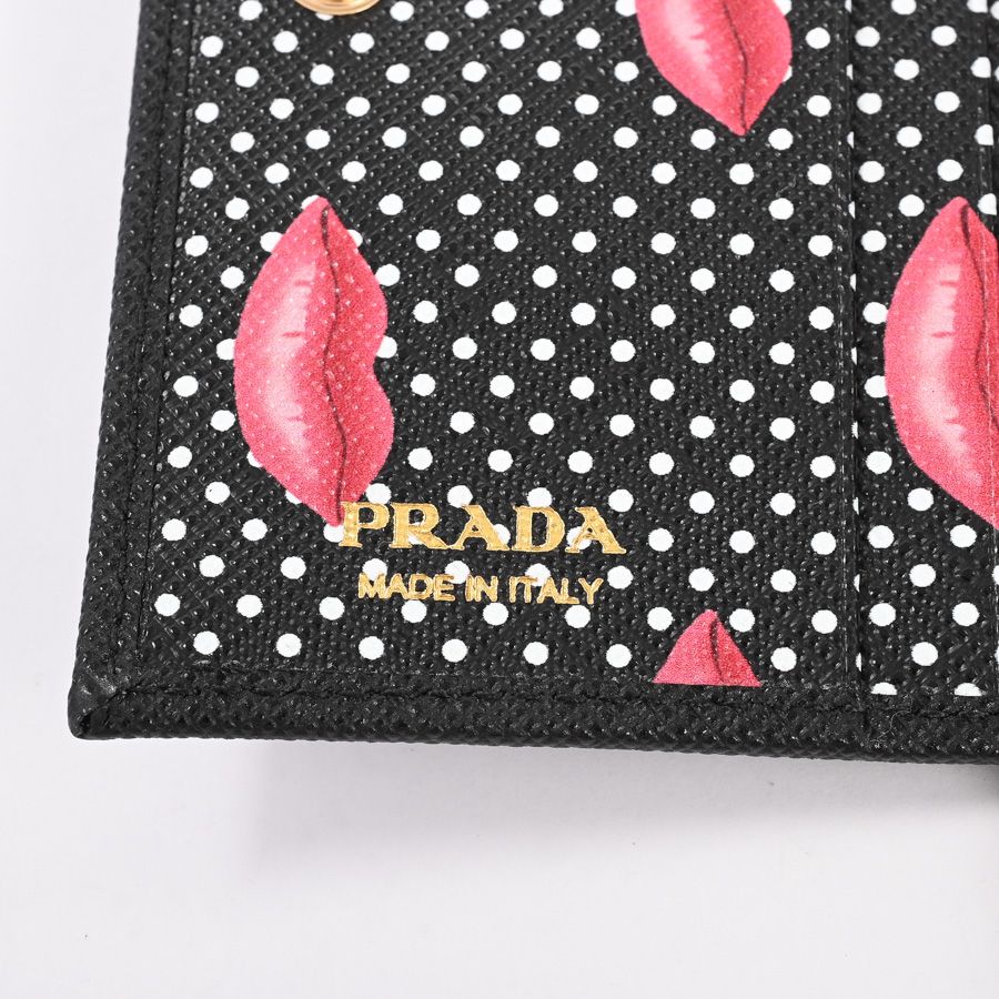 Prada Bifold Wallet Saffiano Triangle — view 6