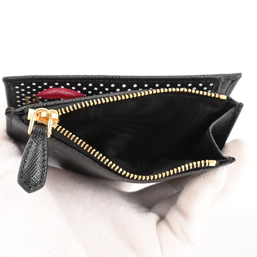 Prada Bifold Wallet Saffiano Triangle — view 5