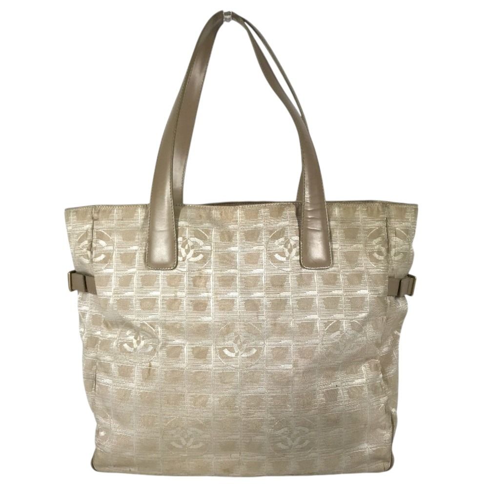 Chanel Tote Bag New Travel Line GM Nylon Canvas Beige — view 2