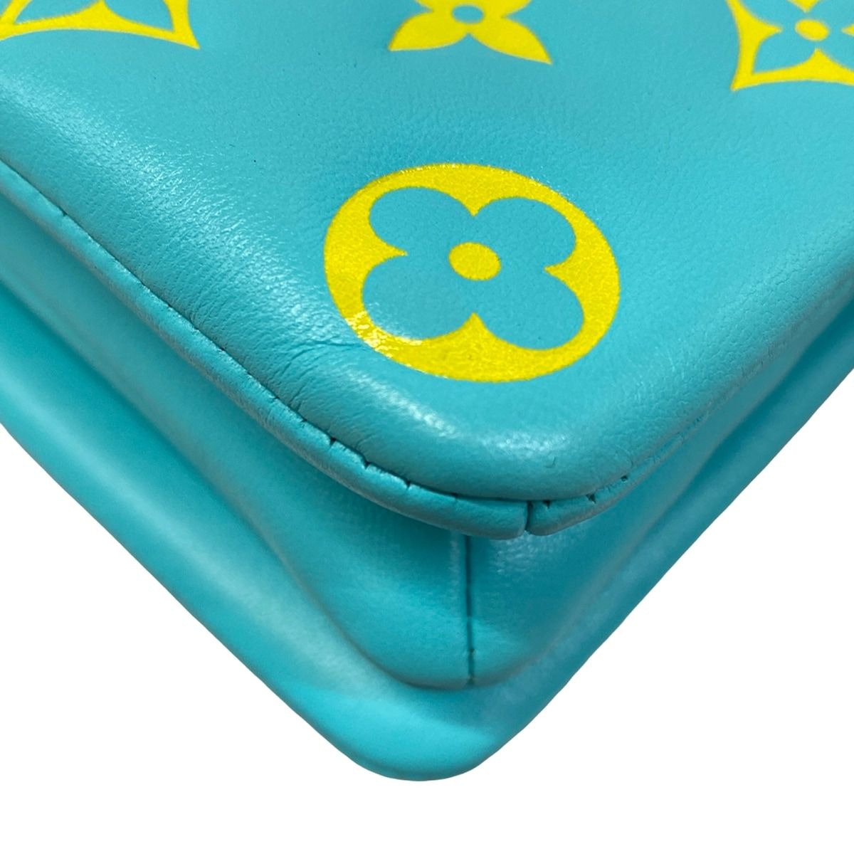 Louis Vuitton Shoulder Bag Coussin Pochette Mint Yellow Leather — view 8