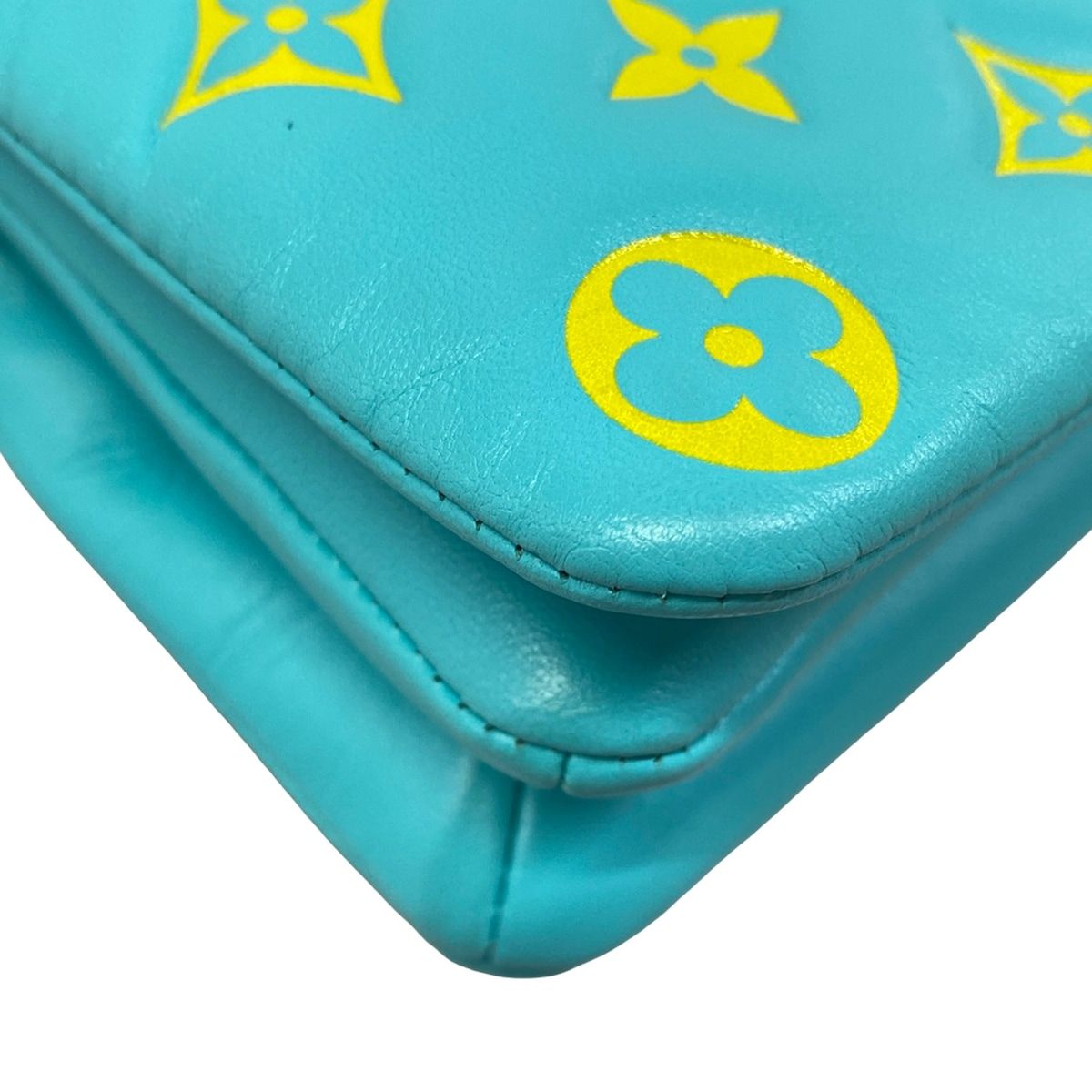 Louis Vuitton Shoulder Bag Coussin Pochette Mint Yellow Leather — view 7