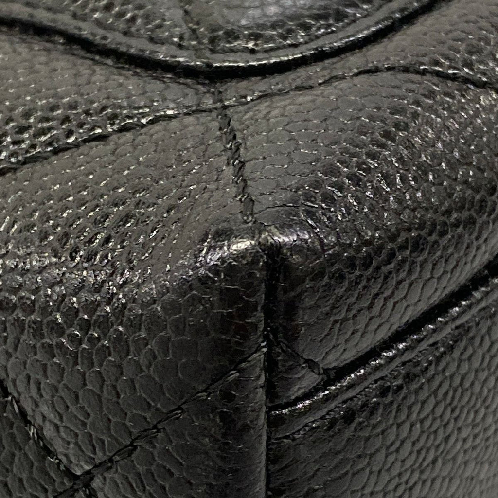 Chanel Handbag Trapezoid Bag Quilted Black Gold — view 8