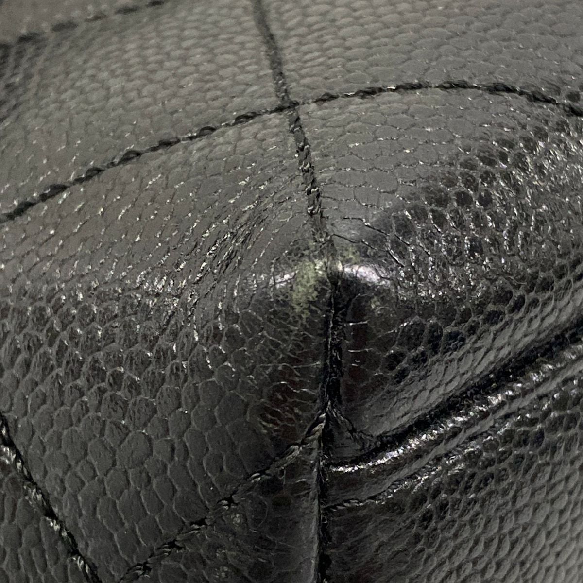 Chanel Handbag Trapezoid Bag Quilted Black Gold — view 6