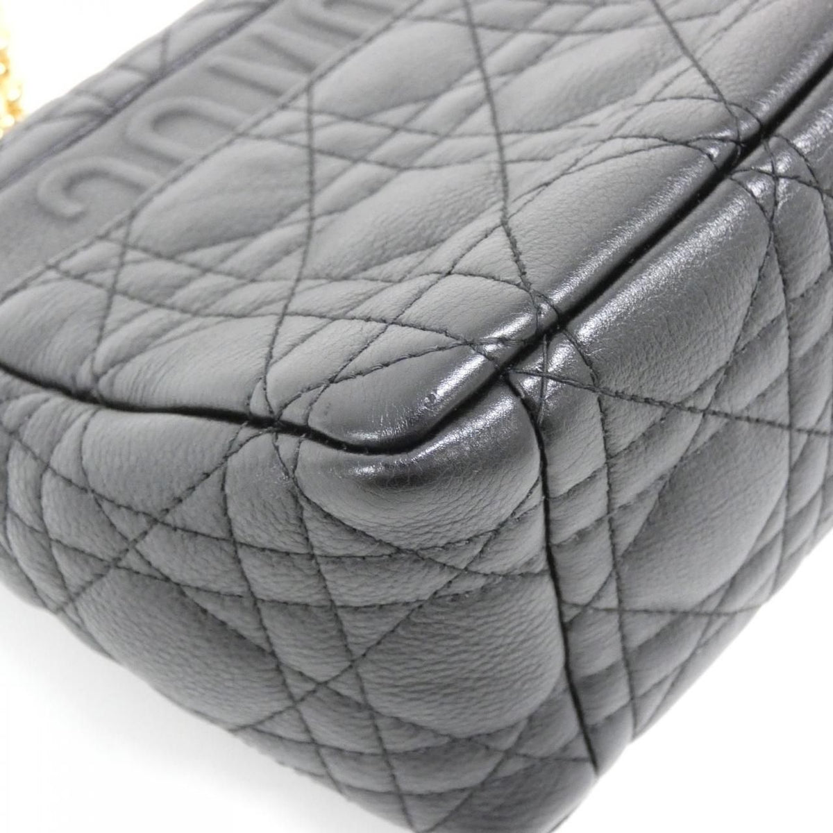 Dior Caro Medium Shoulder Bag — view 3