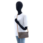 Louis Vuitton Monogram Trotteur Brown Gold Shoulder Bag Pochette — view 6