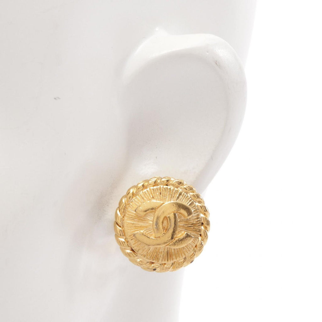 Chanel Earrings CC Logo Circle — view 4