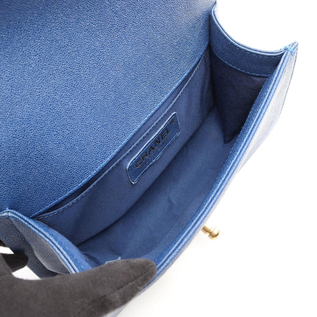 Chanel Shoulder Bag Boy Small Blue Caviar Leather Chain — view 3