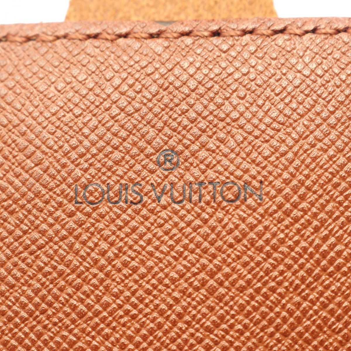Louis Vuitton Shoulder Bag Cartouchiere MM Leather — view 4
