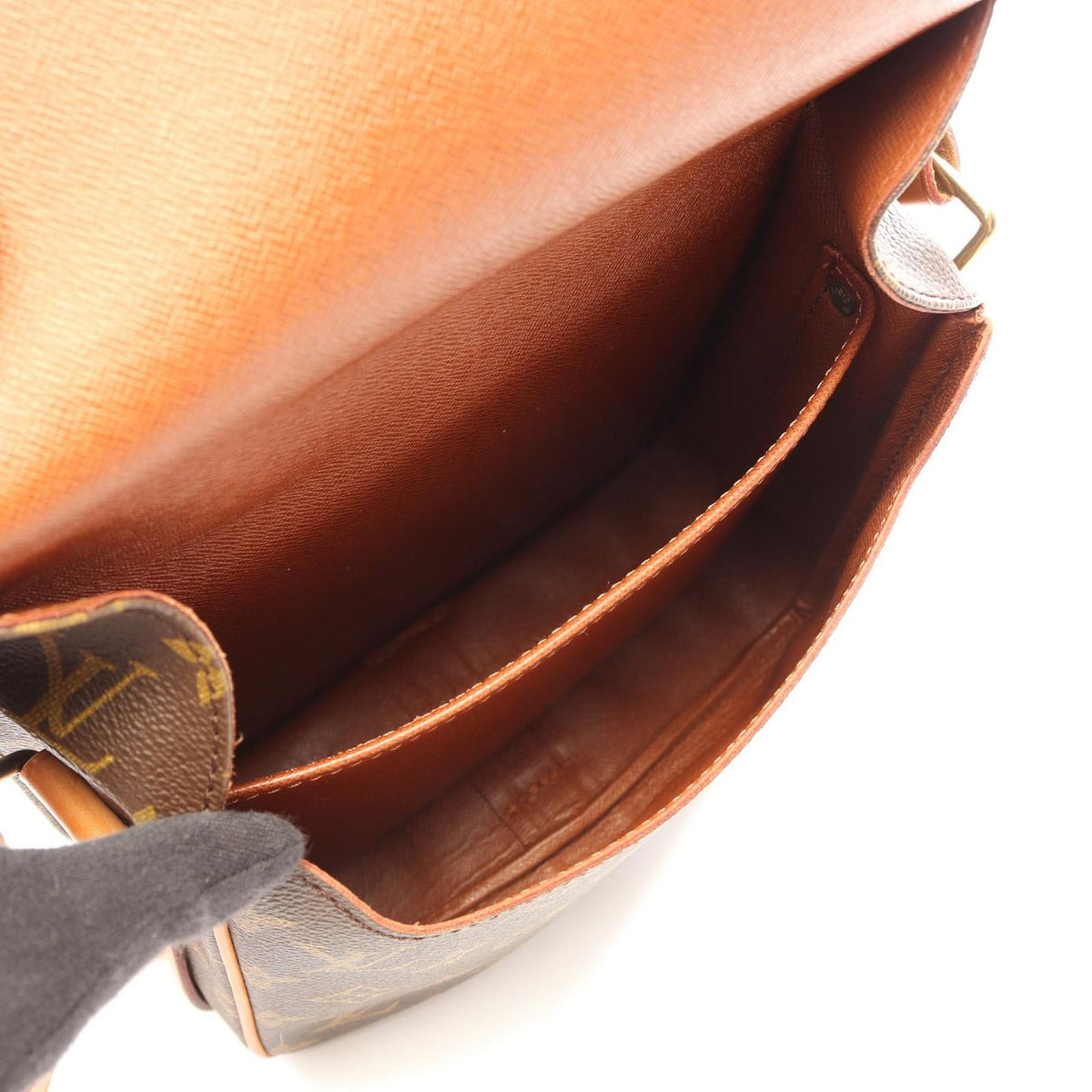 Louis Vuitton Shoulder Bag Cartouchiere MM Leather — view 3