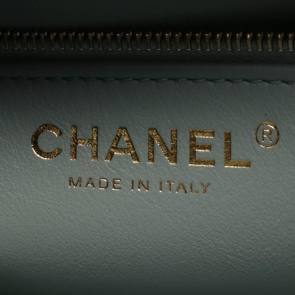 Chanel Shoulder Bag Trendy CC Small Top Handle Flap 2-Way Sage Green Leather — view 4