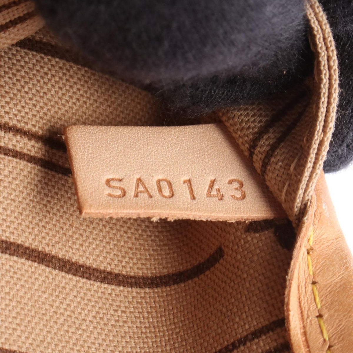 Louis Vuitton Tote Bag Neverfull MM Leather — view 5